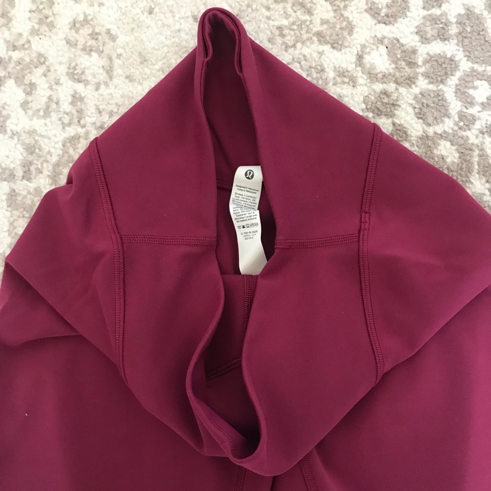 Lululemon High Rise Leggings, Deep Luxe, Size 8 - Picture 6 of 14